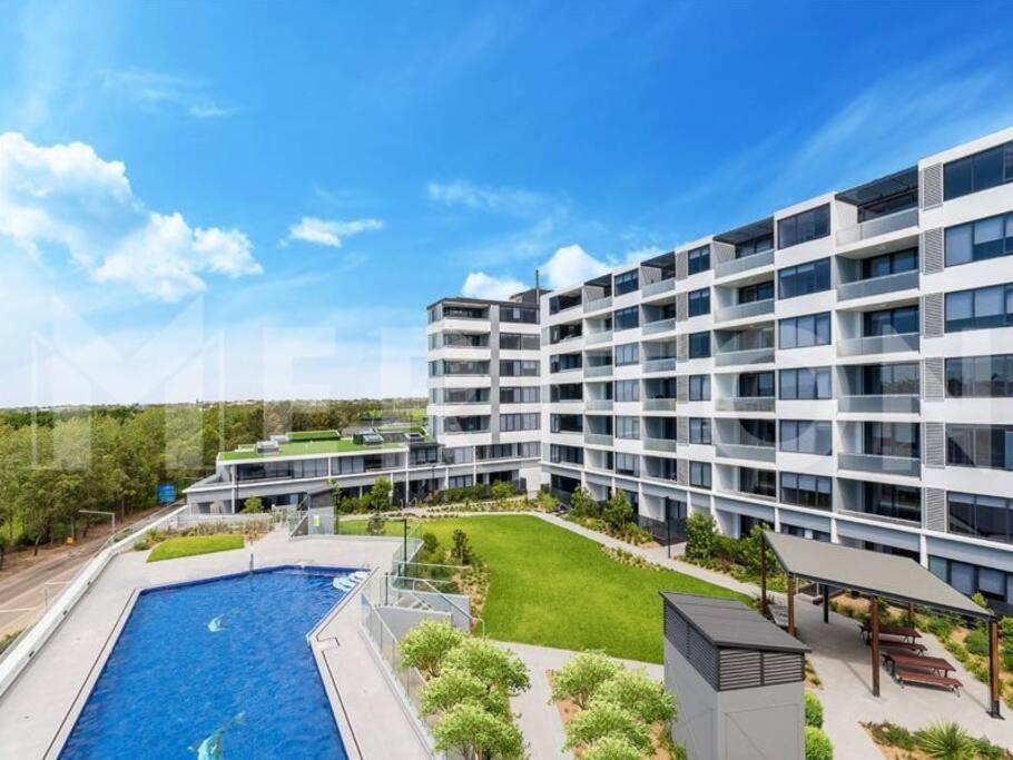 Four Bedroom Apartment With Facilities In Olympic Park Sydney Bagian luar foto